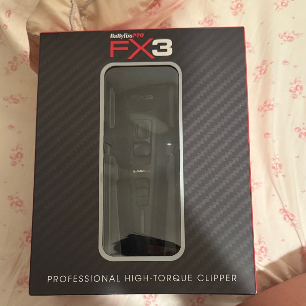 BaBylissPRO FX3 High-Torque Clipper in Black and Red